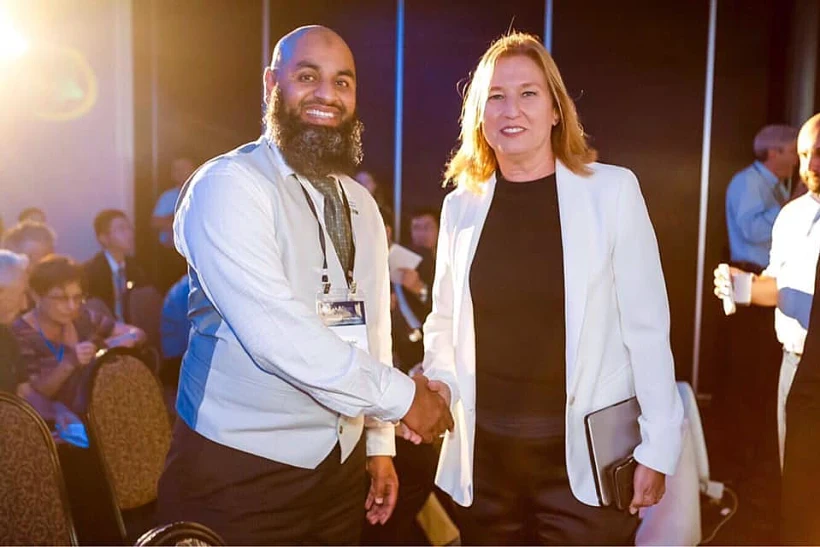 65756522 2601450379873965 2067