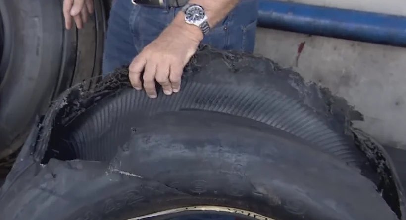 הצמיג הקרוע מהמטוס הבולגרי