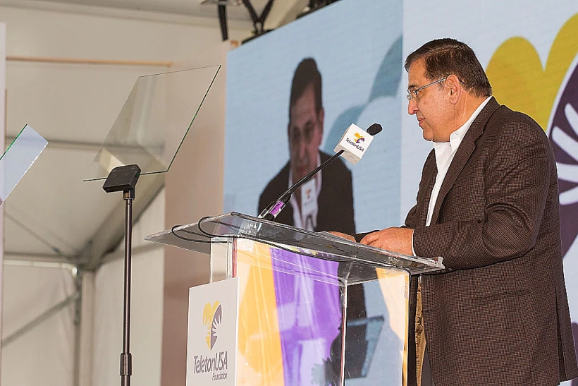 המיליארדר המקסיקני אלונסו אנסירה