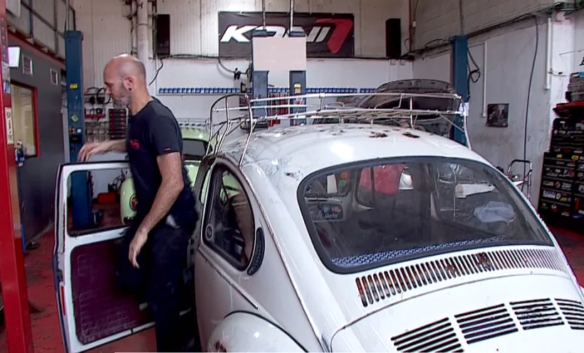 בני נועם, מייסד מועדון החיפושיות בישראל