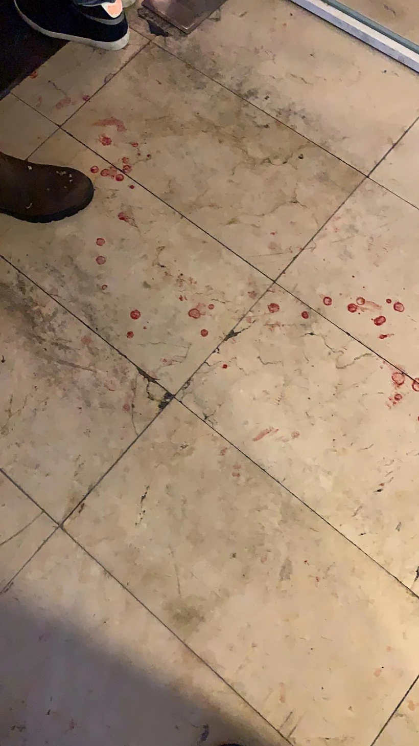 מסעדת סיטארה בתל אביב שבה נפצעו ארבעה בני אדם מנפילת חלון מגובה