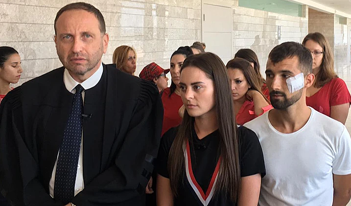 הוריה של יסמין וינטה בבית המשפט