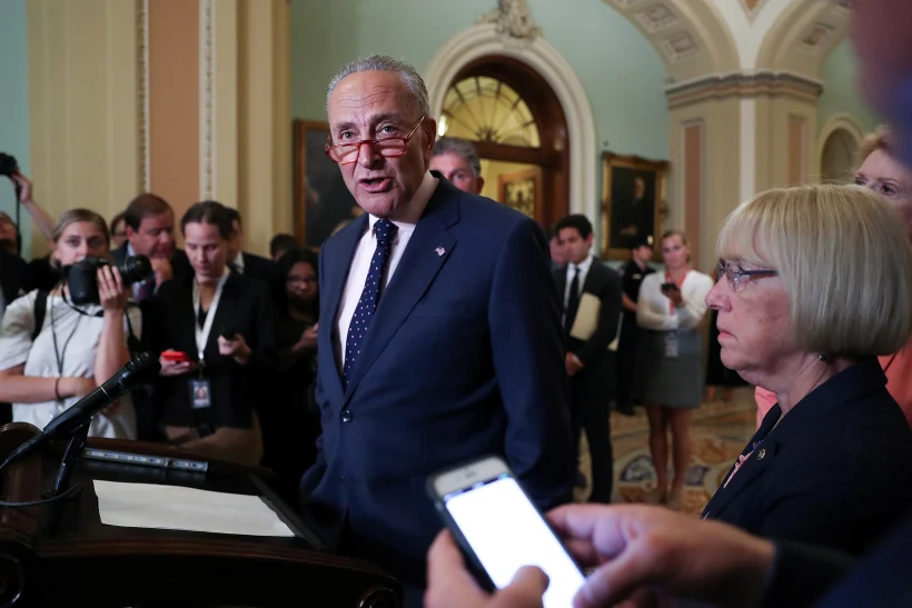 הסנאטור צ'אק שומר