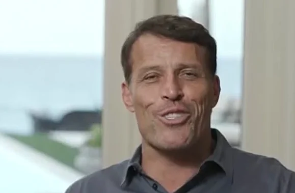 הקואוצ'ר טוני רובינס