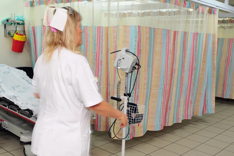 אחות באשקלון - ארכיון