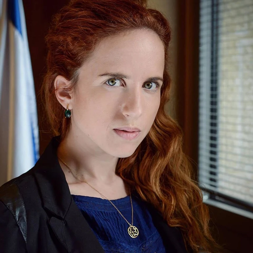 סתיו שפיר