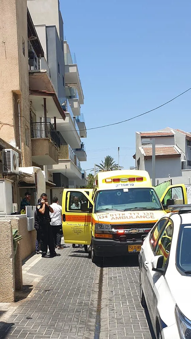 זירת האירוע בה נדקר צעיר בן 19, תל אביב