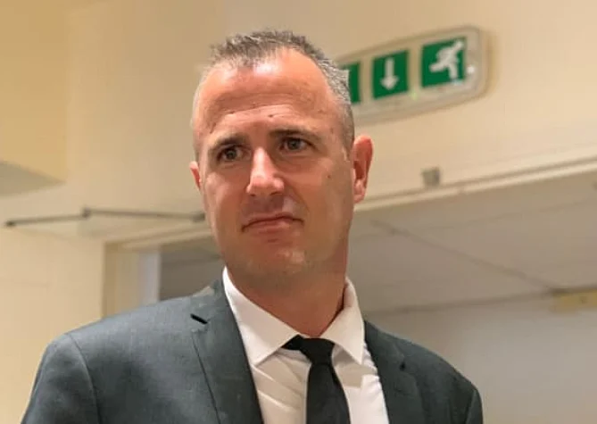 ניר יסלוביץ'