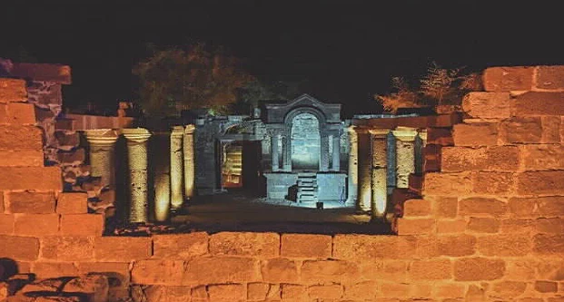 סיורי ערב בעין קשתות