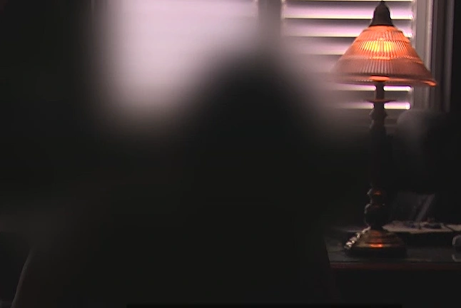 אמה של שני בת ה-13, שנפגעה מינית על ידי נערים