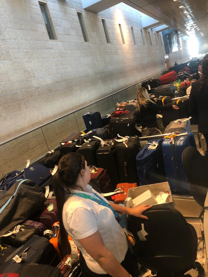 מזוודות בנתב''ג