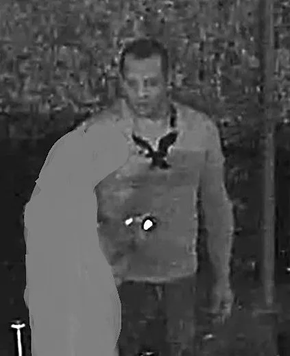 המשטרה מבקשת את סיוע הציבור באיתור חשוד באונס תיירת בגן העצמאות בירושלים ב-2019