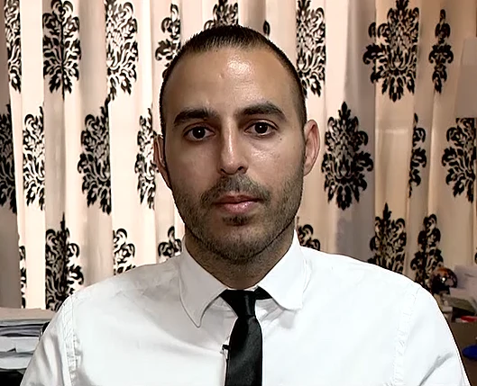 עורך הדין חי אוזן, מייצג את אב הילדה שעברה התעללות