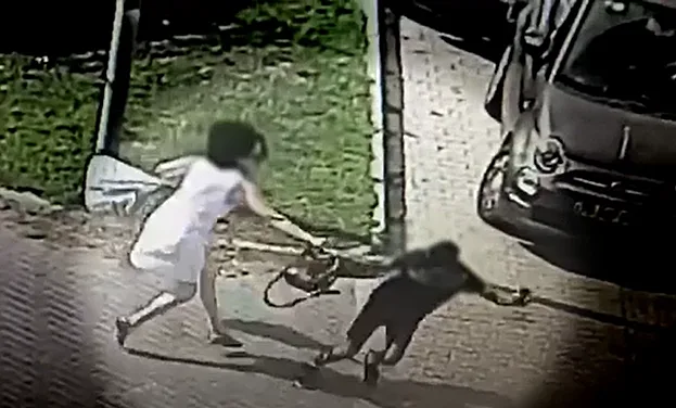 מתוך תיעוד תקיפת האישה ביפו