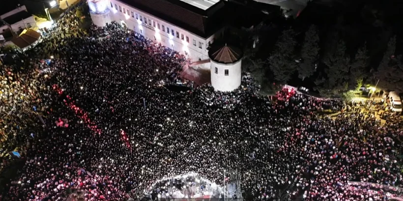 עומר אדם מופיע בפסטיבל הכליזמרים בצפת
