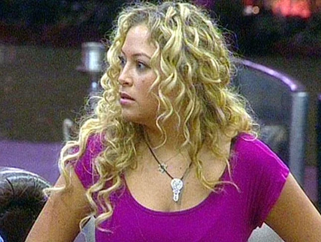 הרגע הזה שאומרים לך שאת חייבת לחפוף היום (צילום מסך )