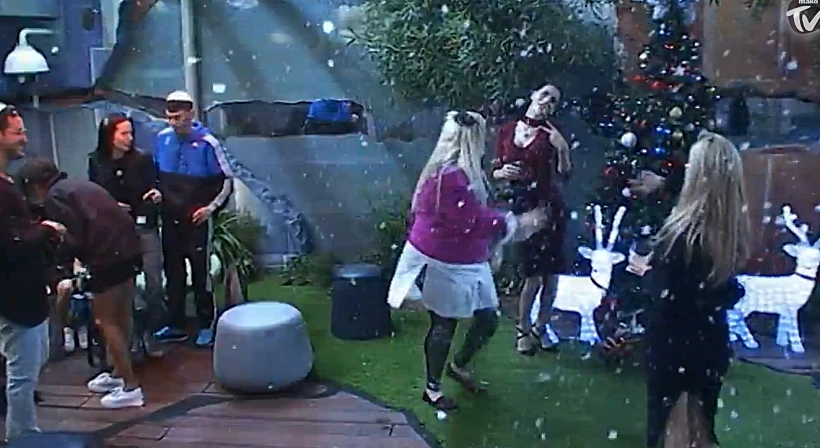 מרי קריסמס!