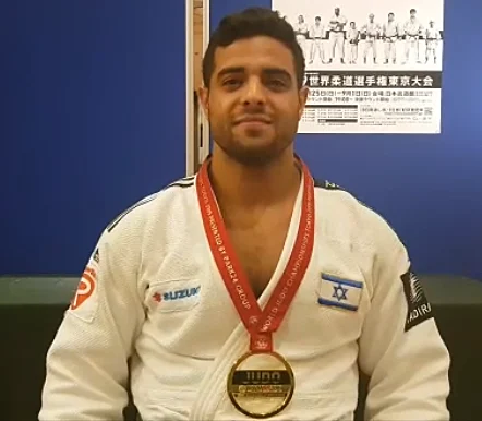 שגיא מוקי לאחר זכייתו