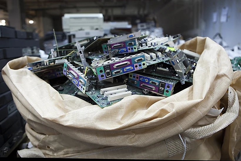 פסולת אלקטרונית למיחזור