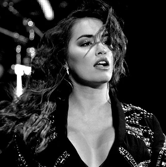 לאלי אספוסיטו