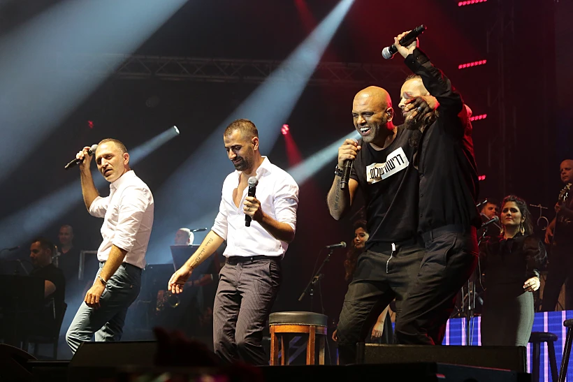 אייל גולן ומה קשור