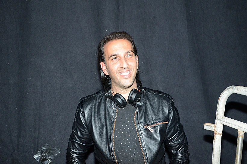 דודו אהרון חוגג יום הולדת 29