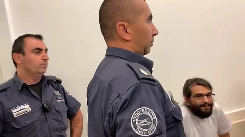 עמוס סילבר: ״אני מרגיש נפלא, אסור לי להגיב״