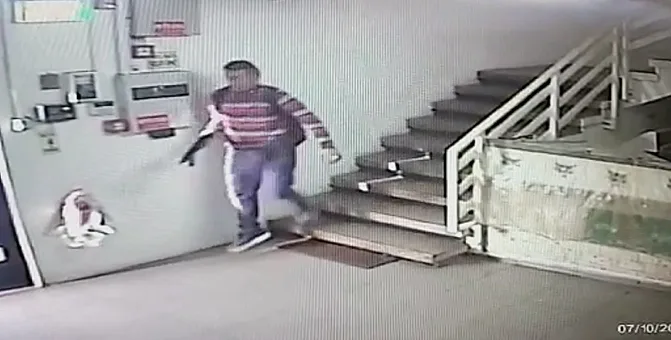 היורה מברקן נמלט מהזירה