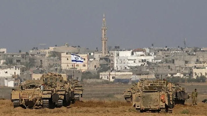 נגמ''שים ישראליים על גבול עזה במבצע צוק איתן