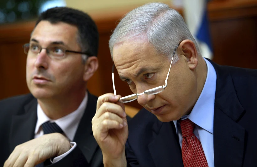 בנימין נתניהו וגדעון סער