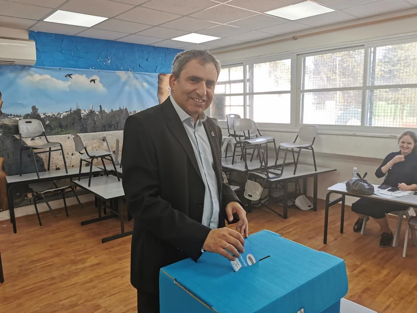 השר זאב אלקין הצביע הבוקר בירושלים
