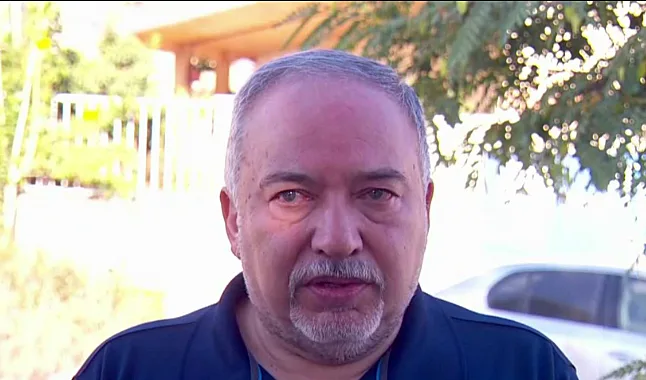יו''ר ישראל ביתנו, אביגדור ליברמן