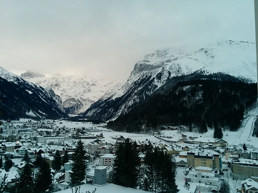 סקי באנגלברג בשוויץ