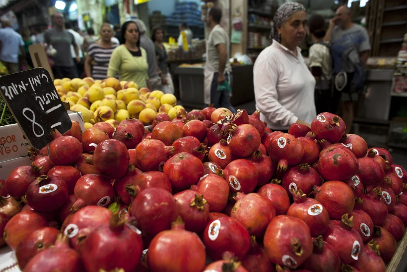 קניות לראש השנה בשוק מחנה יהודה בירושלים