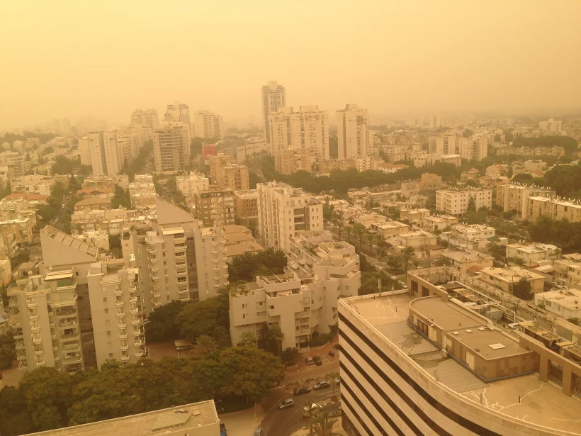 אובך בתל אביב