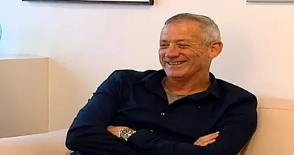 בני גנץ