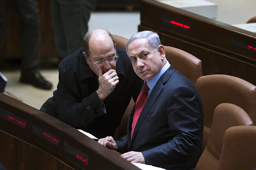 ראש הממשלה בנימין נתניהו ושר הביטחון משה יעלון בישיבת מליאה