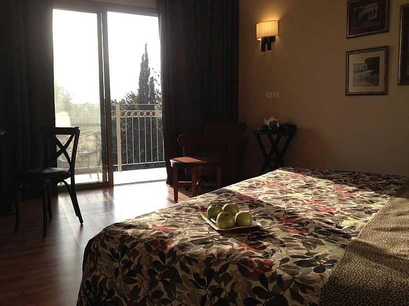 חדר באגף החדש במלון הגושרים