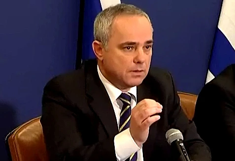 יובל שטייניץ במהלך מסיבת העיתונאים לפרסום מסקנות ועדת ששינסקי