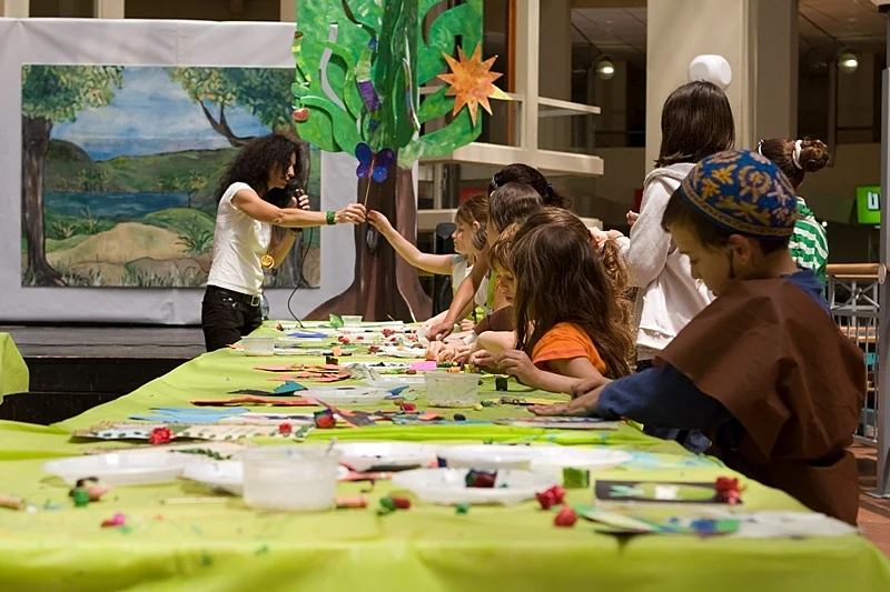 פסח 2012: פסטיבל פרחים בקניון עזריאלי