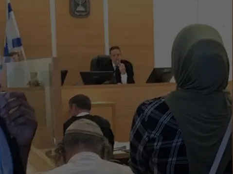 קרובת המשפחה שהוצאה מהדיון(חדשות עשר )