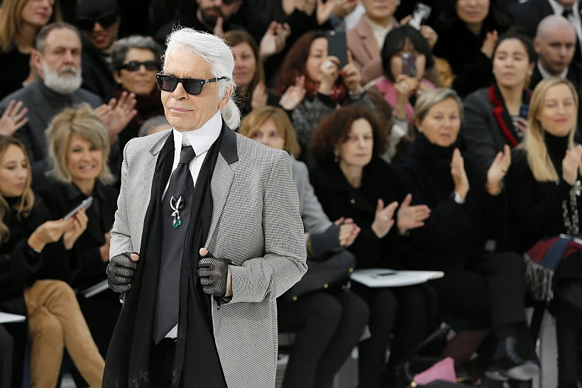 מעצב העל קרל לגרפלד