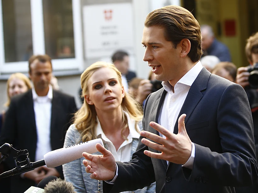 סבסטיאן קורץ, שר החוץ של אוסטריה, במהלך יום הבחירות