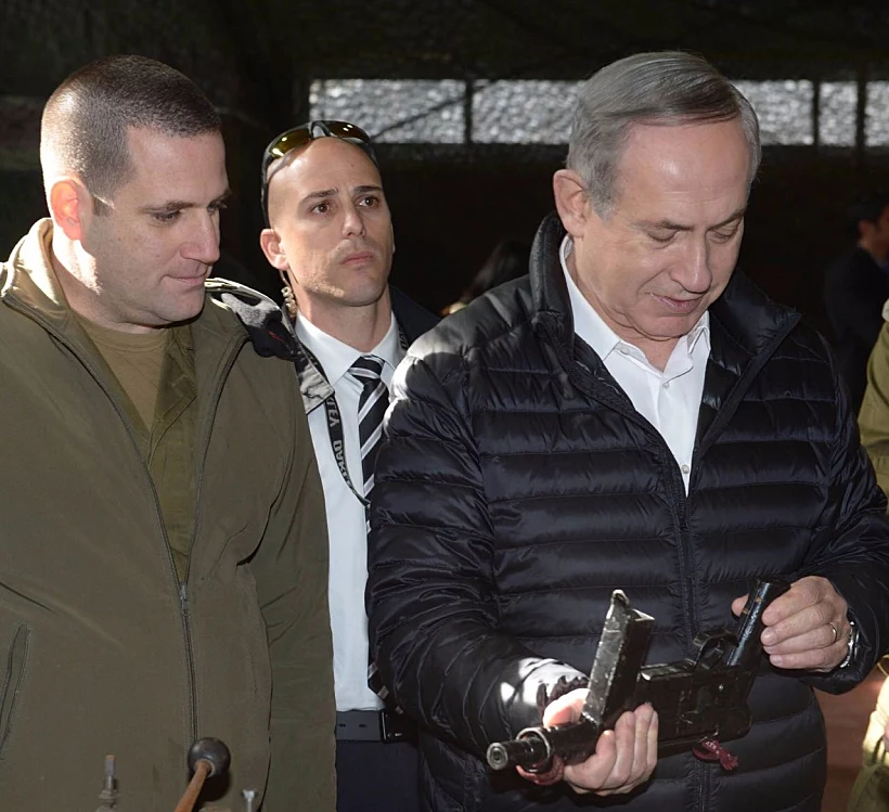 ראש הממשלה בנימין נתניהו בהערכת מצב באוגדת איו