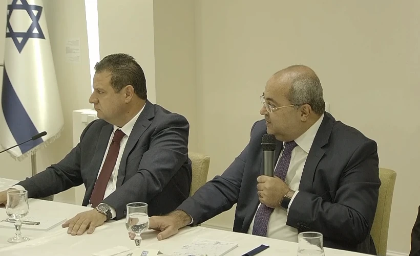 חברי הרשימה המשותפת איימן עודה ואחמד טיבי אצל הנשיא ראובן ריבלין