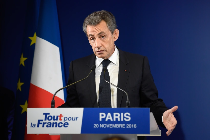 ניקולא סרקוזי, נשיא צרפת לשעבר, לאחר שהפסיד בבחירות המקדימות