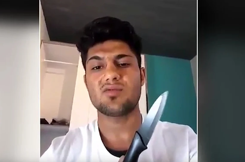 מוחמד ריאד, מבצע הפיגוע ברכבת בגרמניה