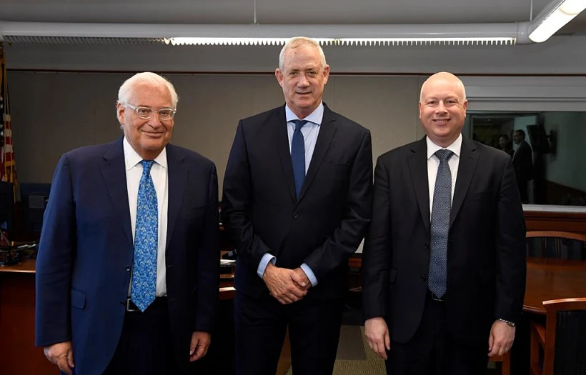 יו''ר כחול לבן בני גנץ עם השגריר האמריקאי דיוויד פרידמן והשליח המיוחד למזרח התיכון ג'ייסון גרינבלט