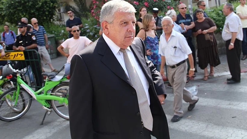 לוויתו של סמי עופר