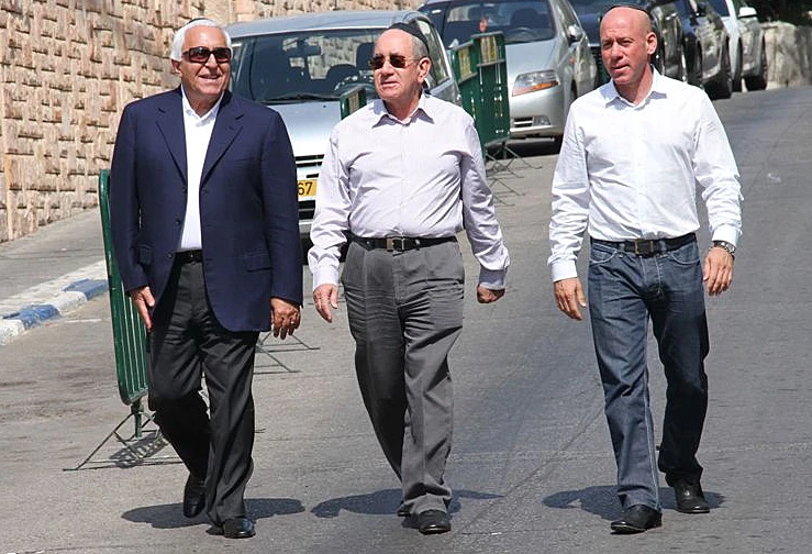 לוויתו של סמי עופר